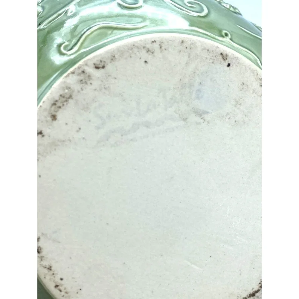 Sur La Table Green Grapes and Vines Serving, Mixing Bowl Embossed Raised